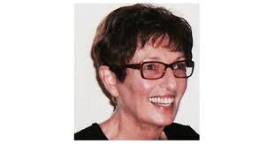 Joann Crouse's Instagram, Twitter & Facebook