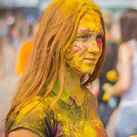 Желтая порошковая краска