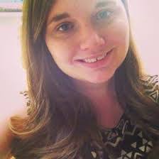 Kim Tant's Instagram, Twitter & Facebook