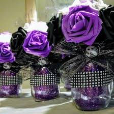 60 Brilliant Diy Halloween Wedding Centerpiece Ideas Vis Wed Halloween Wedding Centerpieces Halloween Themed Wedding Nightmare Before Christmas Decorations