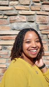 Kandice White's Instagram, Twitter & Facebook