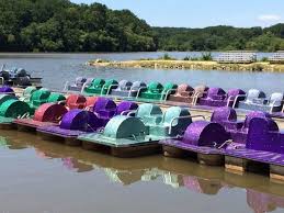 In order to make a turn, pedal boats use a rudder. Northern Virginia Boating And Fun On The Water Fun In Fairfax Va