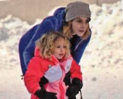 And then in 1986, at the tender age of 13, she won the miss teenage italy. Claudia Gerini A Livigno Torno Bambina Isa E Chia