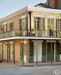 James stayed behind in california to tie up loose ends. New Orleans Home Tour A 1840 S Home With Impeccable Style Betterdecoratingbiblebetterdecoratingbible