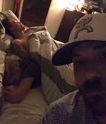 Steele is told that his wife has been brutally murdered. Guy Catches His Gf Cheating In Bed With Another Man Becomes A Hero For His Unexpected Reaction Bored Panda