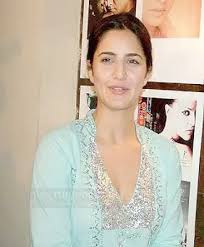 20 Pictures Of Katrina Kaif Without Makeup | Styles At Life