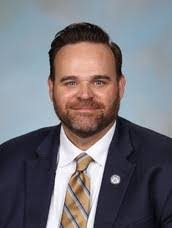 Heidi Boudreaux's Instagram, Twitter & Facebook