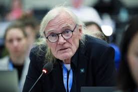 Highlights and images for 18 March 2023