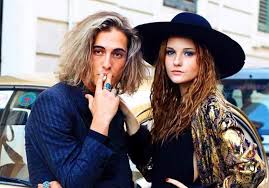 Damiano david età e biografia. Chi E Il Cantante Dei Maneskin Damiano David I Segreti Del Frontman Con L Aria Da Rocker Di X Factor Foto