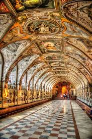 Renaissance Antiquarium Of The Royal Residenz Munich Germany Munchen Deutschland Packtipps Fur Reisen Schloss Munchen