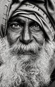 10 Tips For Successful Street Photography Street Portrait Black And White Portraits Portrait