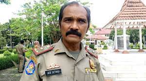 Sekretaris dinas satpol pp kabupaten bogor iman wahyu budiana mengatakan, dari hasil penyelidikan tersebut petugas berhasil iman menjelaskan, mulanya satpol pp mendapat laporan dari masyarakat kabupaten bogor mengenai adanya kasus prostitusi yang marak terjadi di aplikasi. Loeongan Satpol Pp Kota Cirebon Pt Korin Technomic Cirebon Dubai Khalifa Polisi Pamong Praja Didirikan Di Yogyakarta Pada Tanggal 3 Maret 1950 Moto Praja Wibawa Untuk Mewadahi Sebagian Ketugasan Pemerintah Daerah Anniejarmanphotography