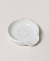 In most of cases, spoon rests are made with a size so that one single spoon can be hold. Laurel Spoon Rest Farmhouse Pottery