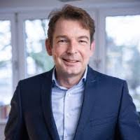 Michelle Schirmer's Instagram, Twitter & Facebook