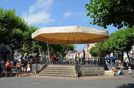 Saint Jean De Luz Quoi Faire Ou Manger Et Boire Un Verre Youmakefashion