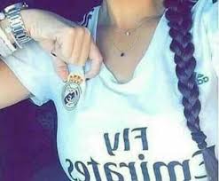 Pin By Nosha On Cute Girl Snap Girls Madrid Girl Girl Photo Poses