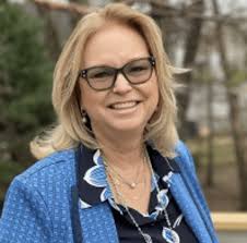 Top Contracts Execs to Watch in 2024