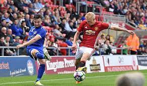Her birthday, what she did before fame, her family life, fun trivia facts, popularity rankings, and he has also competed for clubs like ross county fc, oldham athletic afc and psm makassar. Oldham News Oldham Athletic News It S Time For Klok To Tick Oldham Chronicle