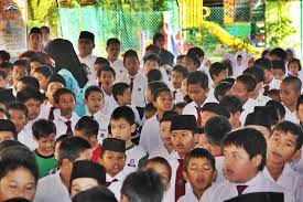 Sk rkt sri ledang felda sri jaya 143/07/18 smk tun sri lanang durian chondong 143/07/19 sk durian chondong kundang ulu 143/07/20 smk tengku temenggong ahmad ladang serampang 143/07/21 pejabat am ladang bukit serampang parit raja 143/07/22 sk bukit rahmat bandar grisek timor 143/07/23 sk gersek kampong kundang ulu 143/07/24 sk kundang ulu Maulidur Rasul 1433h Sk Tanjung Aru 1 Abu Nuha Corner