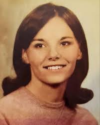 Sandy Villarreal's Instagram, Twitter & Facebook