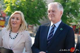 W sieci pojawiło się nagranie, na którym polityk symbolicznie udziela małżeństwa osobom tej samej płci. Jaroslaw Gowin Odwiedzil Jaslo Wiadomosci Jaslo4u Pl