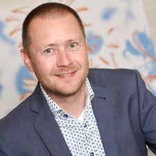 Omdat ik deeltijd-boer ben wil de gemeente niet meewerken aan mijn  bouwplan. Hoe los ik dat op?