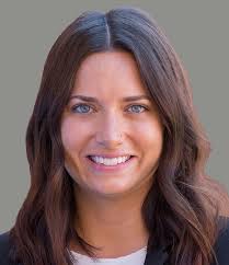 Samantha Kellar's Instagram, Twitter & Facebook