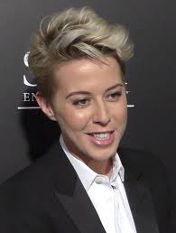 Sophie Watts's Instagram, Twitter & Facebook