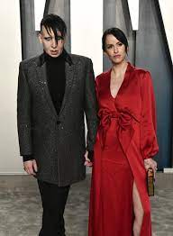 Brian hugh warner (born january 5, 1969), known professionally as marilyn manson, is an american singer, songwriter, record producer, actor, painter, and writer. Oscar Gala 2020 Marilyn Manson Marilyn Manson Hungary Facebook