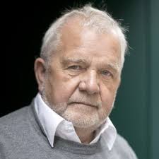 Im jahr 2005 heirateten rüdiger safranski und seine langjährige lebensgefährtin gisela nicklaus. Die Angst Vor Dem Politischen Islam Ist Da Doch Singt Man Laut Im Walde Nzz