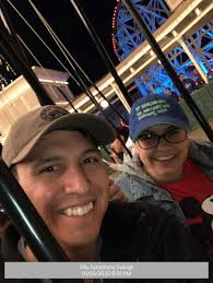 Brandon Avila (@ItsTheAvilas)