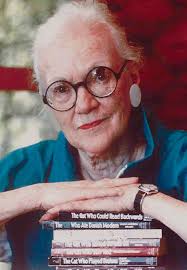 Lilian Jackson Braun, 'Cat Who' Writer, Dies at 97