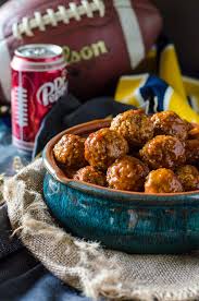 Crumble bread into a large bowl. Dr Pepper Meatballs With Sriracha Fried Mac Cheese Balls Go Go Go Gourmet
