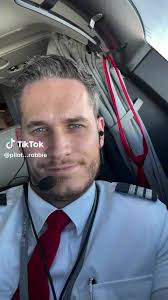 Captivating Travel Photography from the Cockpit in China