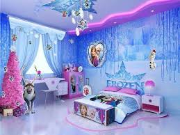 Here are the different styles of bedrooms of most of the princesses. Amazing Frozen Bedroom With Chandelier Kinderschlafzimmer Kleinkind Zimmer Kinder Zimmer Deko