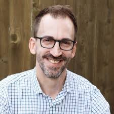 Nina Hess's Instagram, Twitter & Facebook