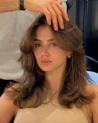 23 Haircuts for medium length hair and hair cuts ideas to save today