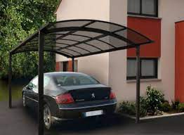 2 Facons D Installer Un Carport En Aluminium Blog Conseil Abri Jardin Garage Carport Bons Plans
