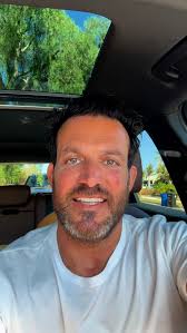 One Hot Minute (short film) One Hot Minute. This film depicts our  infatuation with NYC, motorcycles and vintage skate videos. One Hot Minute  was filmed over the course of 10 days on