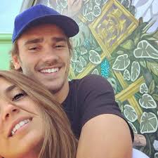 Pour soutenir son compagnon antoine griezmann, sa femme erika choperena a publié d'adorables photos sur instagram. Erika Choperena Bio Age Net Worth Height Married Nationality Body Measurement Career