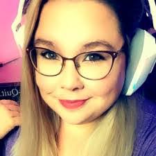 Katelyn Brady's Instagram, Twitter & Facebook