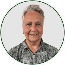 Darcy Blair's Instagram, Twitter & Facebook