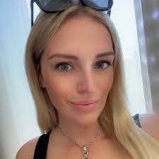 Tiffany Partlow's Instagram, Twitter & Facebook