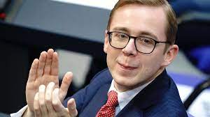 Amthor weist die kritik zurück. Peaachub5q44bm