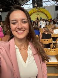 Jeanette Blankenship's Instagram, Twitter & Facebook