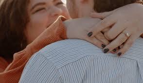 Jessica Neal's Instagram, Twitter & Facebook