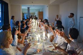 Use features like bookmarks, note taking and highlighting while reading how to run profitable singles dinner parties. An Open House Disguised As A Dinner Party The New York Times