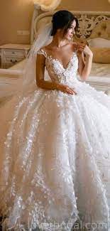 Lace Straps Ball Gown V Neck Long Wedding Dresses Online Cheap Brida Wedding Dresses Lace Ballgown Floral Lace Wedding Dress Vintage Ball Gown Wedding Dresses