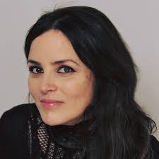 Tara Maloney's Instagram, Twitter & Facebook