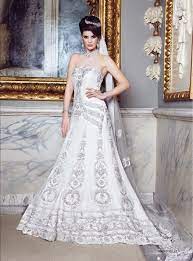 Asian Bride 43 Asian Bridal Wear Asian Inspired Wedding Indian Wedding Outfits